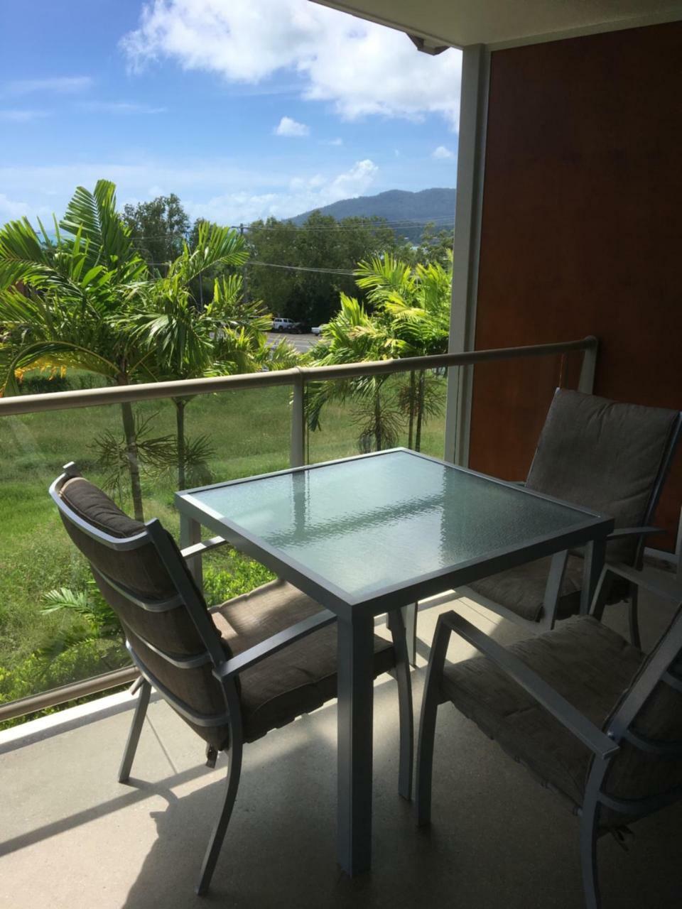 Airlie Central Apartments Airlie Beach Exterior photo